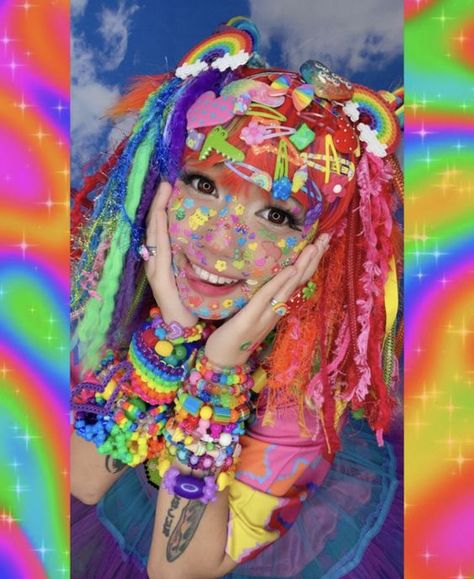 Cybr Grl, Decora Outfits, Teri Teri, Decora Aesthetic, Cybergoth Fashion, Decora Fashion, Harajuku Decora, Outrageous Fashion, Rainbow Style