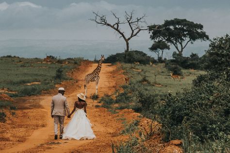 Northern Uganda, Africa Bush Wedding, Africa Wedding, Masai Mara National Reserve, Safari Wedding, Crazy Wedding, Amazing Wedding Photos, Photo Presentation, Destination Wedding Photos, Destination Photography