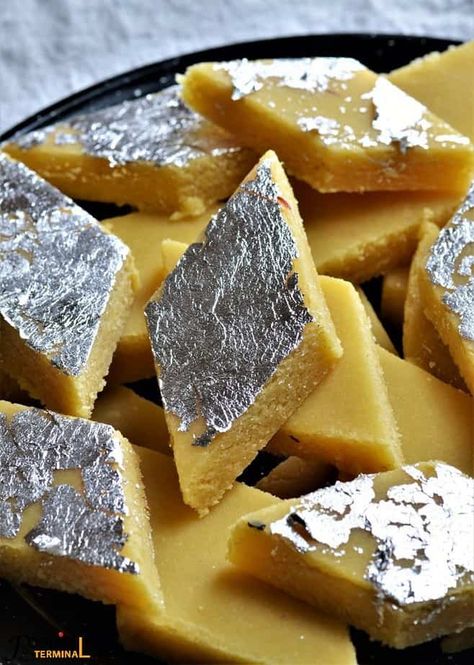 Make this Easy Badam Burfi with Almond flour under 30 mins. This Almond Burfi is a quick fix for your sweet cravings and also can be a healthy alternative to candies for kids, they love these Badam katlis as as adults. #badamburfiwithalmondflour #easybadamburfi #almondburfi #almondkatli #badamkatli #badambarfi #almondburfiwithalmondflour #foodiesterminal Kaju Barfi, Barfi Recipe, Burfi Recipe, Spicy Snacks Recipes, Breakfast Recipes Indian, Vegetarian Fast Food, Tastemade Recipes, Indian Cooking Recipes, Sweet Dishes Recipes