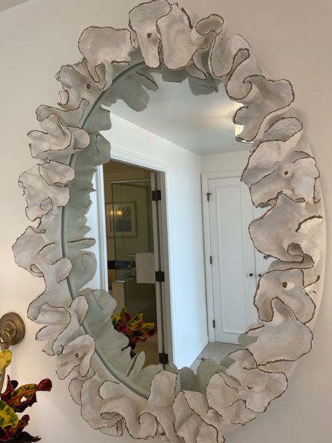 Statement Mirror, Ceramic Sculpture Figurative, Modern Art Canvas Painting, Wavy Mirror, Diy Abstract Canvas Art, Cerámica Ideas, Paper Mache Art, Diy Wall Art Decor, Art Decor Diy