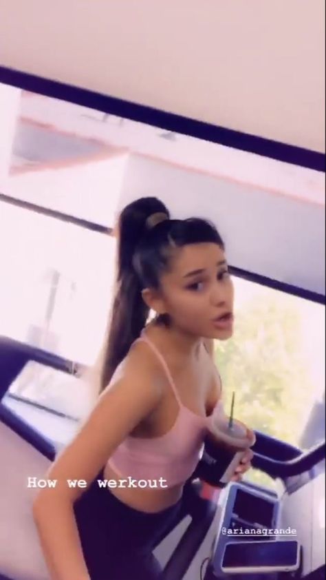 Ariana Grande Album, Ariana Grande Outfits, Ariana Grande Fans, Ariana Grande Cute, Ariana Grande Style, Ariana Grande Wallpaper, Ariana Grande Photoshoot, Ariana Grande Photos, Ariana Grande Pictures