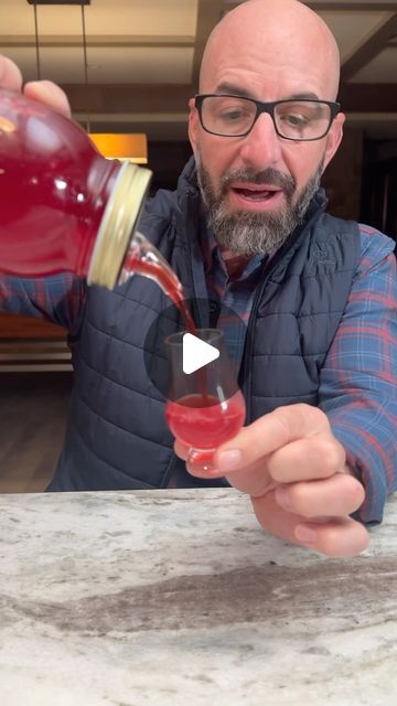 John Rondi on Instagram: "Homemade cranberry juice 🥤 

Ingredients:
1 bag Cranberries
1/2 cup Sugar
32oz Water

What cocktail should we make next??
Follow @johnnydrinks_ for more recipes!

#johnnydrinks #cranberryjuice #homemade" Diy Cranberry Juice, Homemade Cranberry Juice, Cranberry Juice, Fruit Juice, Cranberry, Juice, Fruit, Drinks, Water