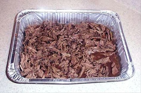 Shredded beef.... lil  John s Oven Deep Pit..from food.com Shredded Beef Recipe, The Best Pulled Pork, Best Pulled Pork, Carolina Pulled Pork, Pit Beef, Hawaiian Recipes, Pork Sandwich, Pulled Pork Sandwich, Shredded Beef