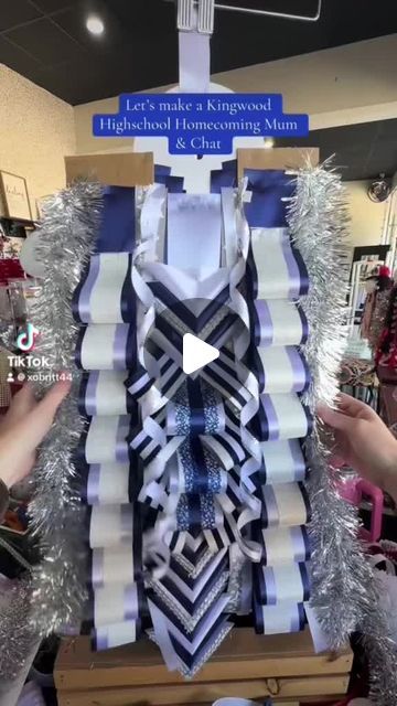 Frogstones Boutique- TX on Instagram: "Let’s make a homecoming Mom for Kingwood, Texas 💙🤍💙🤍" Texas Mums Homecoming, Texas Mums, Kingwood Texas, Homecoming Mums Senior, Texas Homecoming Mums, Homecoming Spirit, Mums The Word, Mums Homecoming, Homecoming Mums