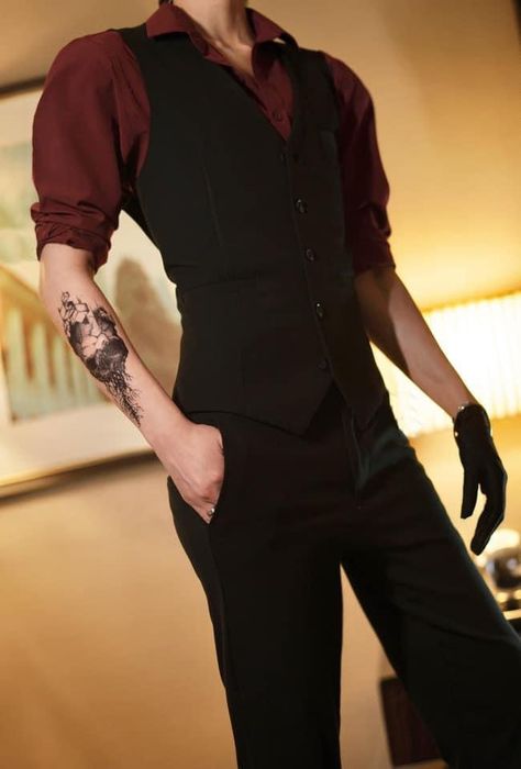 Men’s Vampire Outfit, Bar Tender Outfit Man, Masquerade Outfit Ideas Men Casual, Dressed Up Men Outfits, Men Red And Black Outfit, Mens Outfits Fancy, Formal Dance Outfits For Guys, Vampire Clothing Male, Villain Outfit Ideas Male