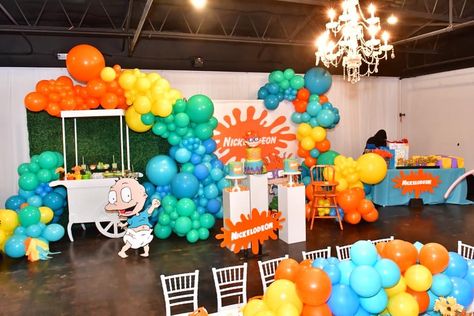 Nickelodeon Party Decorations, Nickelodeon Birthday Party Ideas, Nickelodeon Theme Party, Nickelodeon Birthday Party, Rugrats Baby Shower Theme, Black Rugrats, Nickelodeon Party, 1st Birthday Boy Themes, Baby Shower Party Themes