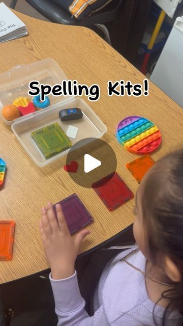 Jennifer Craft on Instagram: "This multi-sensory approach to spelling is effective and fun! Comment SPELLING KIT for a link to the supplies. #teachersofinstagram #scienceofreading #multisensorylearning #phonics #phonicsfun" Sensory Phonics, Craft Kindergarten, Multisensory Phonics, Angel Ideas, Multi Sensory Learning, Multi Sensory, Orton Gillingham, Life Skills Special Education, Phonological Awareness