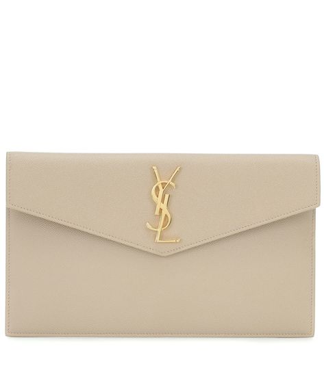 Ysl Tassel Bag, Clutch Outfit, Ysl Crossbody Bag, Ysl Purse, Saint Laurent Purse, Nude Clutch, Street Style Fall Outfits, Phone Wristlet, Printed Clutch