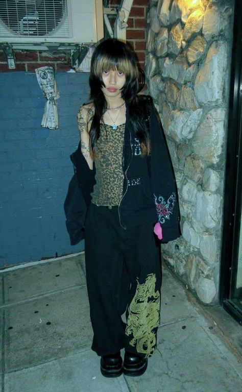 Japanese Street Fashion Grunge, Nana Clothes, Outfit Ideas September, Shein Clothing Outfit, Harajuku Hoodie, Aesthetic 2000s, Shein Clothing, Fashion 2000s, Outfits 2000s