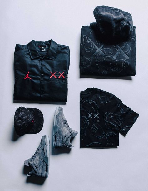 Brand Jordan X KAWS Jordan 4 Kaws Outfit, Kaws Clothes, Fitness Flatlay, Kaws Collection, Basketball Dress, Jordan 4 Bred, Grey Jordans, Swag Outfits Men, Dope Outfits For Guys