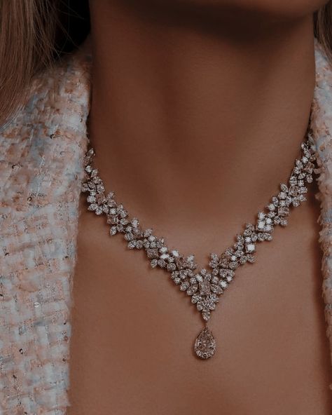 Diamond Necklaces Aesthetic, Diamond Necklace Aesthetic, Necklaces Aesthetic, Necklace Aesthetic, Real Diamond Necklace, Random Aesthetics, Jewellery Design Sketches, Jewelry Diamonds, Diamond Pendants