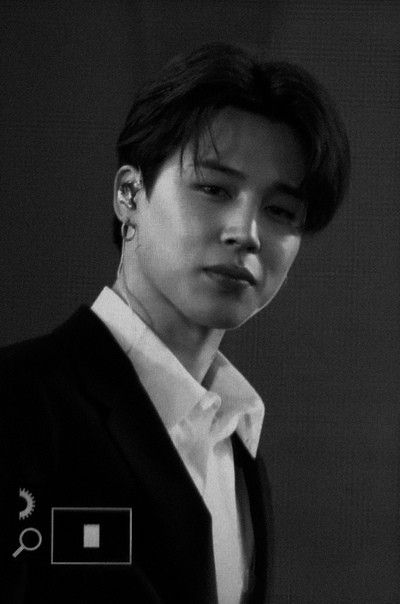 Jimin Black Outfit, Jimin's Abs, Jimin Pictures, Park Jimin Bts Wallpaper, Park Ji Min, K Wallpaper, Park Jimin Cute, Jimin Wallpaper, First Love Bts