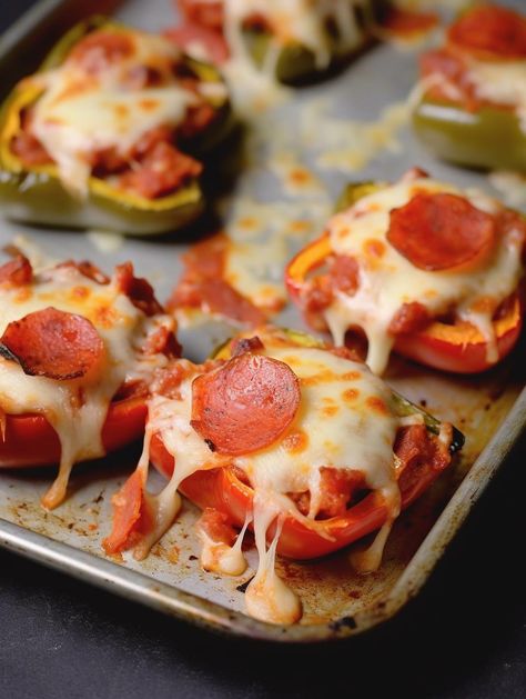 Savory Pizza-Flavored Bell Pepper Boats Stuffed Bell Peppers Pizza, Bell Pepper Taco Boats, Bell Pepper Pizza Boats, Pizza Stuffed Peppers Pioneer Woman, Bell Pepper Pizza, Banting Diet, Cheese Sausage, Ground Italian Sausage, Pizza Flavors