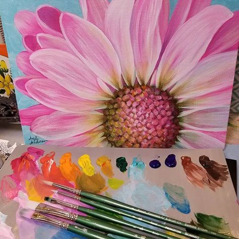 Pink Daisy Acrylic Painting Tutorial by Angela Anderson on YouTube #fredrixcanvas #princetonbrushes #art Daisy Acrylic Painting, Angela Anderson, Acrylic Painting Flowers, Acrylic Painting Tutorials, Simple Acrylic Paintings, Night Painting, Pink Daisy, Painting Lessons, Beginner Painting