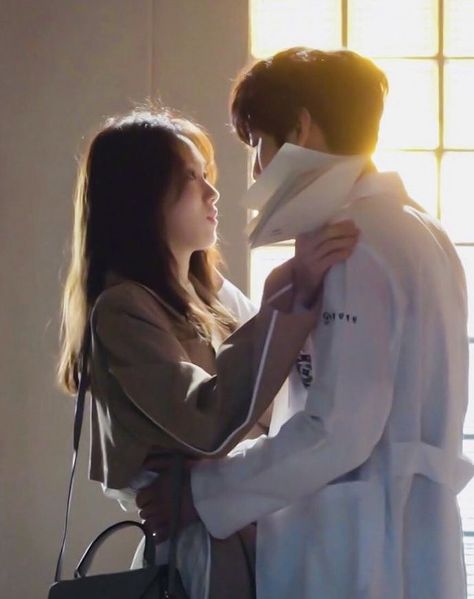 Ahn Hyo Seop And Lee Sung Kyung, Lee Sung Kyung Dr Romantic, Ahn Hyo Seop Wallpaper, Ahn Hyo-seop Aesthetic, Ahn Hyo-seop Boyfriend, Jin Kyung, Doctor Romantic, Dr. Romantic 2, Yoon Bora