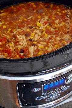 Witches Brew Stew, Halloween Crockpot, Halloween Soup, Chicken Chili Recipe Easy, Chicken Taco Seasoning, Chicken Chili Recipe, Crock Pot Soup, Crock Pot Slow Cooker, Chicken Stew