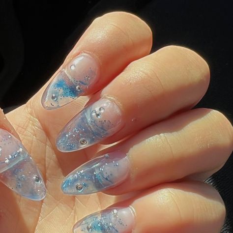 Jelly Nails Light Blue, Turquoise Jelly Nails, Blue Water Nail Designs, Jelly Christmas Nails, Water Looking Nails, H2o Just Add Water Nails, Water Fairy Aesthetic Outfit, Transparent Blue Nails, Winter Jelly Nails