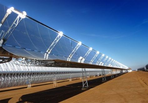 Bokpoort Concentrated Solar Power (CSP) plant in South Africa to have the largest thermal storage capacity - Construction Review Online Concentrated Solar Power, Landscaping Around Trees, Used Solar Panels, Landscaping Software, Solar Power Plant, Landscaping Business, Solar Farm, Northern Cape, Solar Panels For Home