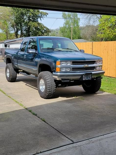 92 Chevy 1500, 95 Chevy 1500, 1995 Chevy Silverado 1500 Extended Cab, Obs Trucks Chevy, Kids Vehicles, Old Classic Trucks, Chevy Obs, Welding Trucks, Lifted Silverado