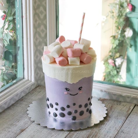 Bubble Tea Cake Design, Boba Cake Birthday, Boba Birthday Cake, Bubble Tea Cake, Boba Cake, Anna Frozen Cake, Boba Birthday, Boba Party, Summer Birthday Cake