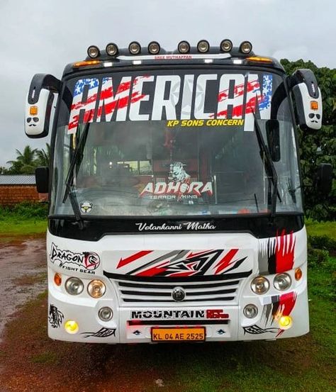 Tourist Bus Kerala, Bus Games, Good Morning Greeting Cards, Graphic Kit, New Bus, American Travel, Cool Anime Wallpapers, August 8, Anime Wallpapers