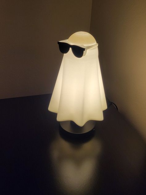 Weird Lamps, Cozy Halloween Bedroom, Bianca Core, Cute Ghost Lamp, 200 Aesthetic, Bat Lamp, Ghost Incense Burner, Planet Lamp, Goth Floor Lamp