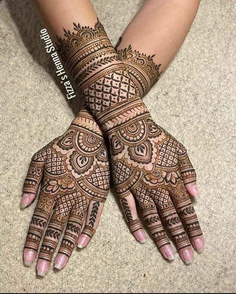 Stylish Bridal Mehndi Designs, Mehndi Designs Arm Sleeve, Wedding Guest Mehndi Designs, Modern Mehndi Designs Full Hand, Sider Mehndi Design Latest, Henna Designs Arm Sleeve, Henna Bridal Designs, Muslim Bridal Mehndi Designs Unique, Muslim Bridal Mehndi Designs