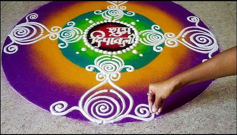 Must try this Rangoli Rangoli Design For Diwali, Rangoli Beautiful, Rangoli Designs For Competition, Rangoli Diwali, Diwali Design, Diwali Decorations At Home, Rangoli Side Designs, Big Rangoli, Cutwork Blouse