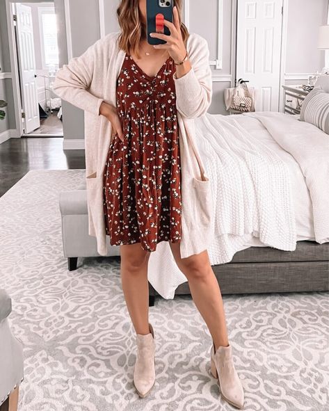 Dress With Cardigan Fall, Babydoll Dress Outfit Winter, Short Dress With Cardigan, Babydoll Dress Outfit, Booties Outfit Fall, Dress With Booties, White Dress Fall, Best White Jeans, Booties Outfit