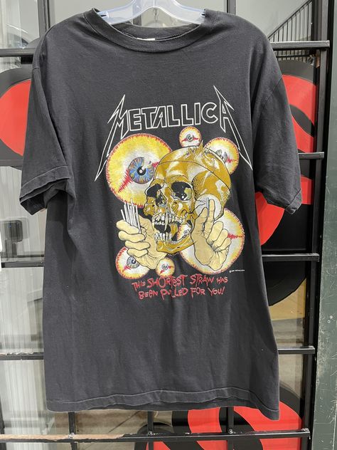 Vintage Metal Band T Shirts, Pushead Art, 80s Metal Bands, Metallica Vintage, Doom Metal Bands, 80s Metal, Metal Shirts, Men's Tops, Vintage Graphic