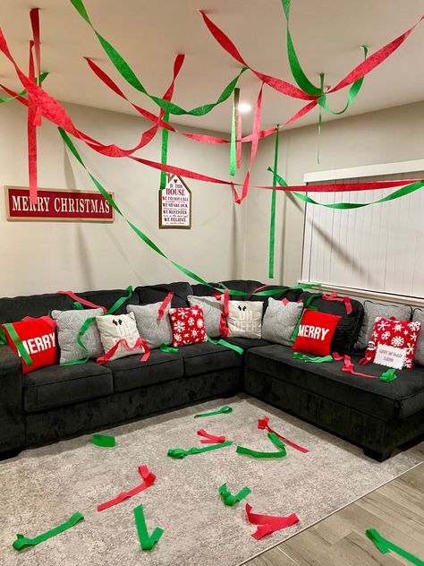 Messy party Elf On The Shelf Ideas Big Mess, Elf On The Shelf Making A Mess, Elf Messy Ideas, Elf On The Shelf Messy Room, Elf On The Shelf Daycare Ideas, Elf On The Shelf Ideas Daycare, Messy Elf Ideas, Elf On The Shelf Party Ideas, Elf On The Shelf Messy Ideas