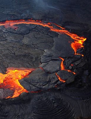 Shield Volcano, Ethiopian People, Desert Area, Active Volcano, Volcano, Ethiopia, Awe Inspiring, Beautiful Pictures, Photography Inspiration