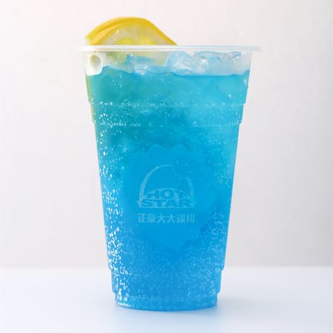 Hotstar Chicken Taiwan Blue Curacao lemonade Minuman Cup, Blue Lemonade, Philippines Recipes, Pop Ice, Light Drinks, Ice Remover, Conjoined Twins, Fresh Cake, Blue Drawings