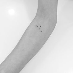 In astronomy, the Pleiades, or Seven Sisters (Messier 45 or M45), is an open star cluster containing middle-aged, hot B-type stars located in the constellation of Taurus. It is among the nearest star clusters to Earth and is the cluster most obvious to the naked eye in the night sky. Jonboy Tattoo, Taurus Constellation Tattoo, Aries Constellation Tattoo, Spiral Tattoos, Sisters Tattoo, Taurus Constellation, Lighthouse Tattoo, Jon Boy, Star Clusters