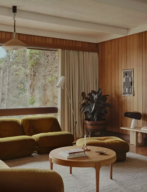 A Colourful Log Cabin Surrounded By Forestland Colorful Living Room Designs, Chic Lake House, Japandi Eclectic, Modern French Interiors, Hollywood Bungalow, Living Space Interior, Flat Design Ideas, Organic Contemporary, Interior Design Pieces