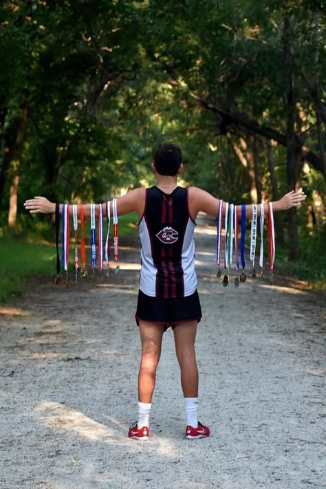 Runner Photoshoot Ideas, Track Medals Senior Pictures, Cross Country Portraits, Cross Country Senior Pics, Senior Cross Country Pictures, Shot Put Senior Pictures, Cross Country Senior Pictures Boys, Pole Vault Senior Pictures, Xc Senior Pictures