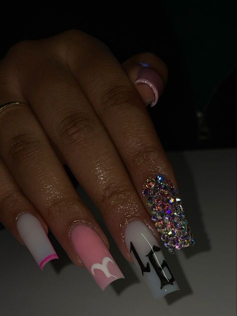 Nail Designs Sweet 16, Acrylic Nails Sweet 16, 16 Birthday Nails Acrylic Pink, 16 Nails Sweet, Nails For Bf Birthday, 16 Nails Acrylic, Cute Nails For 14th Birthday, Birthday Nails With Date, 21sr Birthday Nails