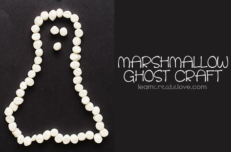 halloween crafts for preschool Marshmallow Ghost Craft, Edible Activities, Fun Kids Crafts, Ghost Craft, Childrens Art Projects, Ghost Crafts, Days Until Halloween, Preschool Planning, Halloween Classroom