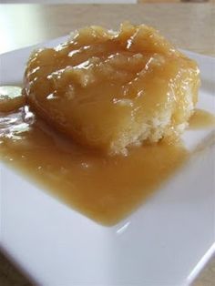 Maple Pudding, Pudding Chomeur, Poor Mans Pudding, Maple Syrup Cake, Maple Desserts, Canadian Recipes, Pudding Cakes, Crafts Book, Syrup Cake