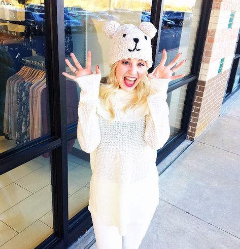 Inspiration & Accessories: DIY Polar Bear Halloween Costume Idea - #halloweenideas #polarbearcostume Bear Costume Womens, Otter Costume, Diy Polar Bear, Polar Bear Costume, Bear Halloween Costume, Teddy Bear Costume, Coca Cola Polar Bear, Bear Halloween, Halloween Costume Idea