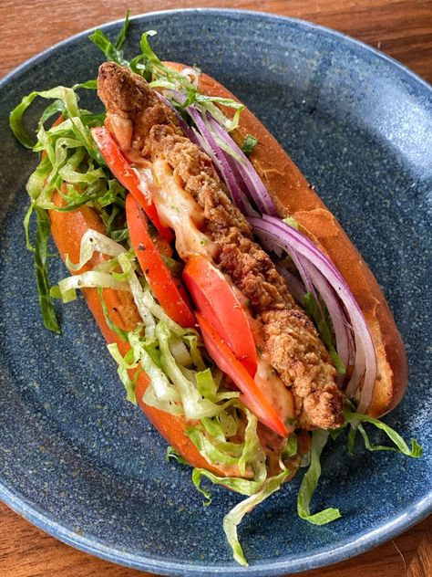 Bird Dog Sandwich, Good Sandwiches Recipes, Sandwich Recipes Lunch, Chicken Tender Sandwich, Dinner Sandwich Recipes, Juicy Chicken Tenders, American Food Recipes, The Tipsy Housewife, Sandwich Chicken