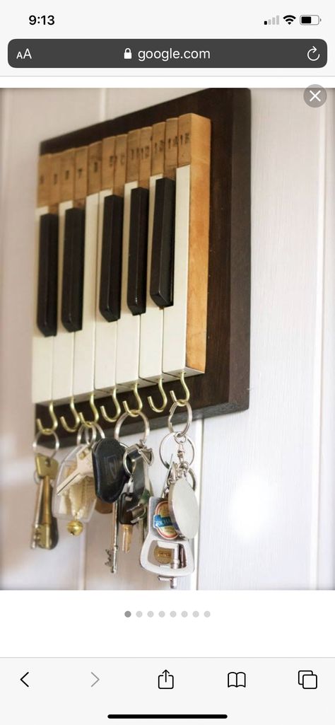 Repurposed Piano, Piano Crafts, Piano Decor, Piano Parts, Piano Art, Old Pianos, Piano Key, Upright Piano, Piano Keys