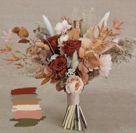 Bridal Bouquet Terracotta, Western Bridesmaids Bouquets, Spring Terracotta Wedding, Terracotta Bridal Bouquet Boho, Fall Flower Arrangements Wedding, Terracotta Boho Bouquet, Terracotta Bridal Bouquet Real Flowers, Rust Flower Boque, Pampas Terracotta Bouquet