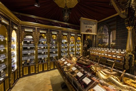 Alfons Schuhbeck’s spice shop, Munich – Germany » Retail Design Blog Spice Store, Asian Spices, Supermarket Design, Spice Shop, Lighting Concepts, Recessed Downlights, Art Lighting, Trade Centre, Head Office