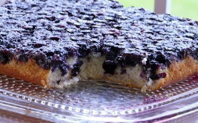 Blueberry Upside Down Cake Blueberry Upside Down Cake, Ic Recipes, Blueberry Cake, Blueberry Recipes, Upside Down Cake, Yummy Sweets, Eat Dessert, Sweets Treats, Easy Cake