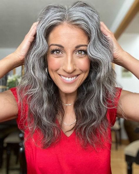 Gray Hair In Your 40s Aging Gracefully, Transition Gray Hair, Partially Grey Hair, Natural Grey Hair Transition Dark Hair, Grey Ponytail Gray Hair, Long Wavy Gray Hair, Make Up For Gray Hair, Grey Hair In Your 30's, Grey Hair Young Women