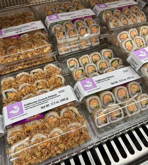 Costco_doesitagain on Instagram: "SUSHI at Costco! #costcodoesitagain #costco 🍱🍣 $10.49 for 20 pieces! Spotted in PLANO TEXAS" Costco Food Ideas, Costco Food Court, Costco Aesthetic, Costco Food, Candy Room, Groceries Shopping, Costco Meals, Plano Texas, Grocery Foods