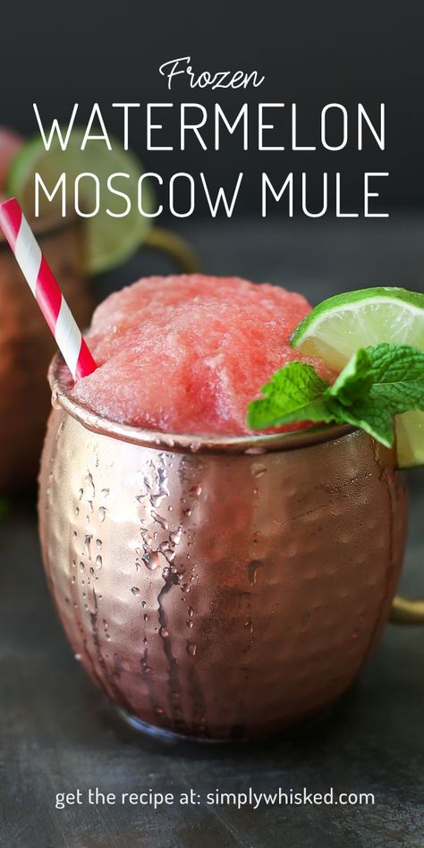 Moscow Mule Receita, Blended Drink Recipes, Drinks Mocktail, Frozen Summer Cocktails, Blended Cocktail, Watermelon Cocktail, Moscow Mules, Moscow Mule Recipe, Mule Recipe