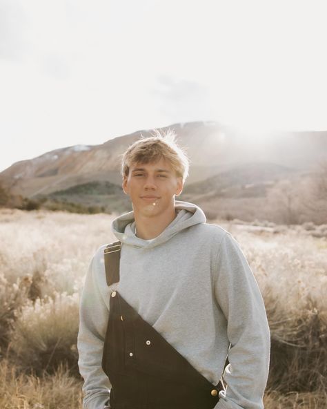 Seniors for Kade • #utahphotographer #utahweddingphotographer #utahwedding #utahbridals #ldsweddingphotographer #utahengagements #weddingphotographer #utahcountyphotographer #saltlakecountyphotographer #utahstudiophotographer #wedding #utahweddingstyle #utahseniorphotos #utahseniorphotographer Photoshoots For Men, Guys Fall Photoshoot, Boys Poses Photography, Fall Senior Pics For Guys, Senior Photos For Guys, Senior Photos Guy Outdoor, Fall Senior Pictures Boys, Guy Fall Senior Pictures, Senior Photo Poses For Guys