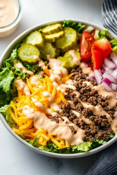 Big Mac Bowl - Insanely Good Paleo Burger, Sweet Potato Buns, Ultimate Burger, Burger Salad, Burger Meat, Salads To Go, Burger Toppings, Special Sauce, Salad Ideas